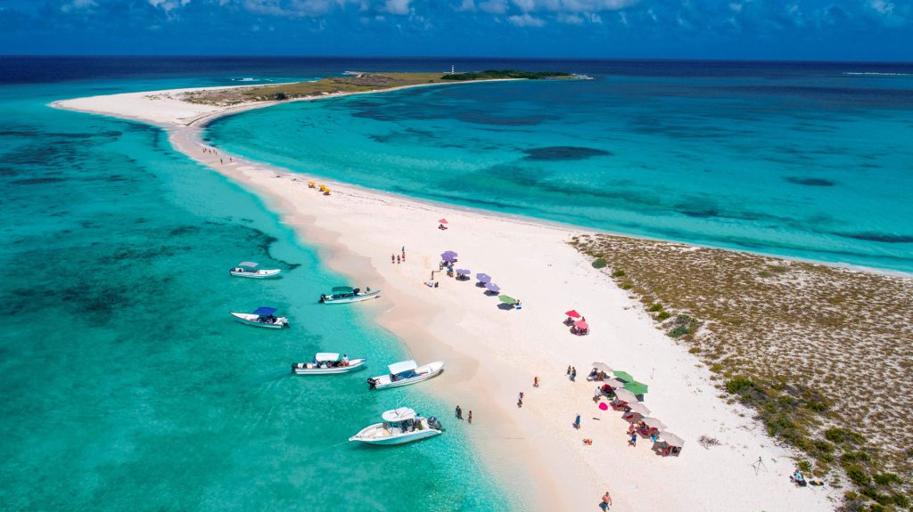 Los Roques, Venezuela. Photo by Gustavo Adolfo Rojas Segovia/Alamy Stock Photo